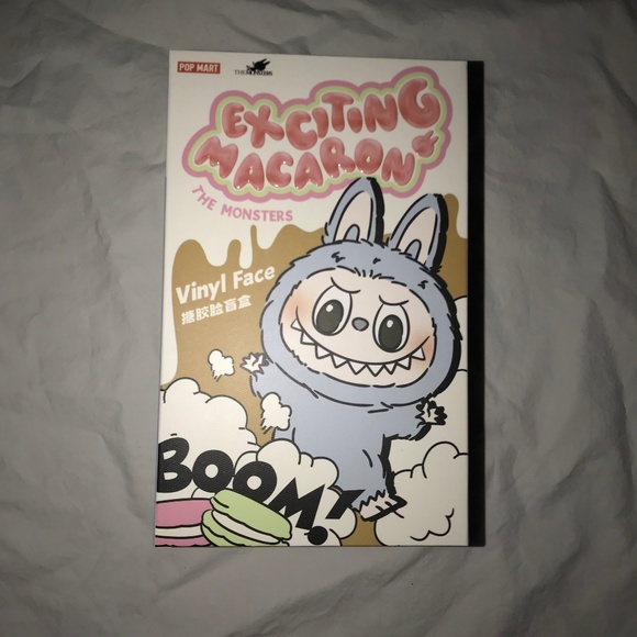 NEW SEALED Sea Salt Coconut Labubu Exiting Macaron Authentic Vinyl Face Blue - Picture 1 of 3